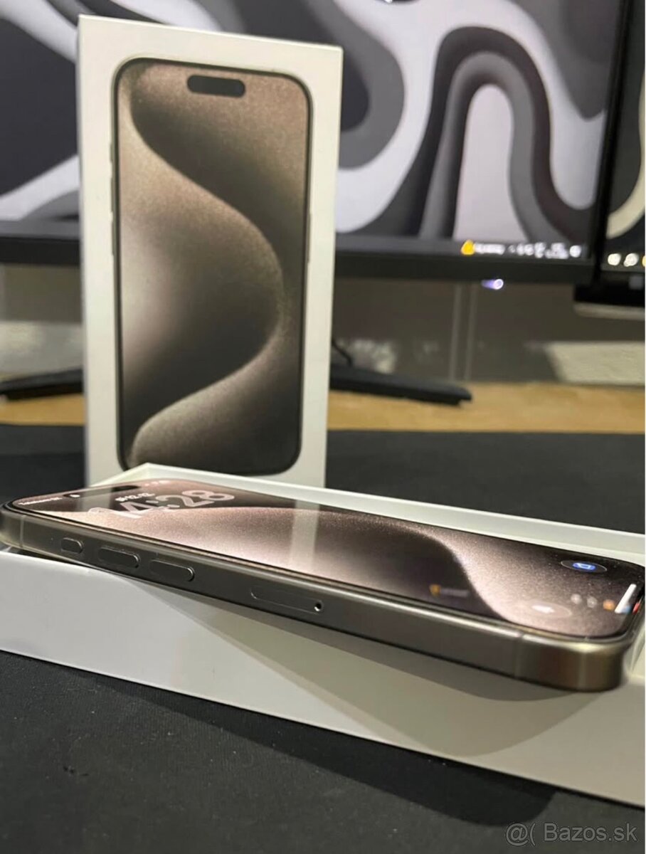 iPhone 15 pro Top stav - 3