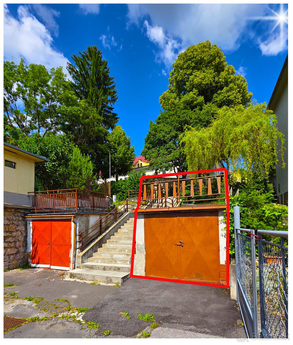 MUROVANÁ GARÁŽ / BB / PRIAME CENTRUM / STOLIČKOVA / DOHODA - 3