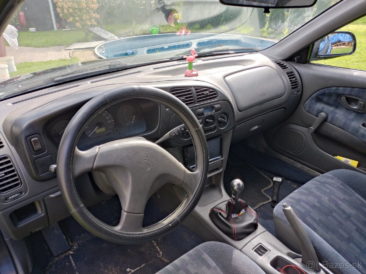 Mitsubishi Lancer Cj VI - 3