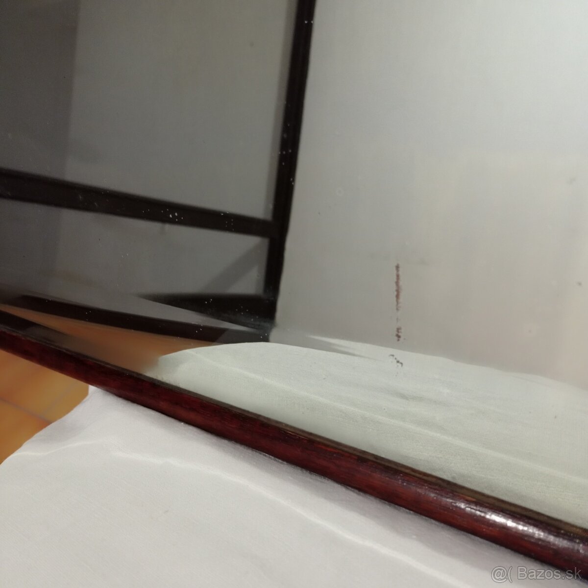 Starožiné fazetované zrkadlo v ráme 910 x 545 mm - 3