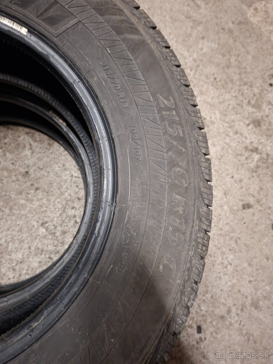 Predám 2ks Matador 215/70R15C DOT 3522 celoročné - 3