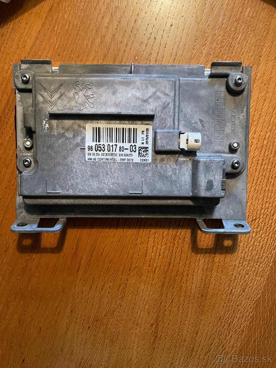 Autorádio, multifunkčný display Peugeot 208. - 3