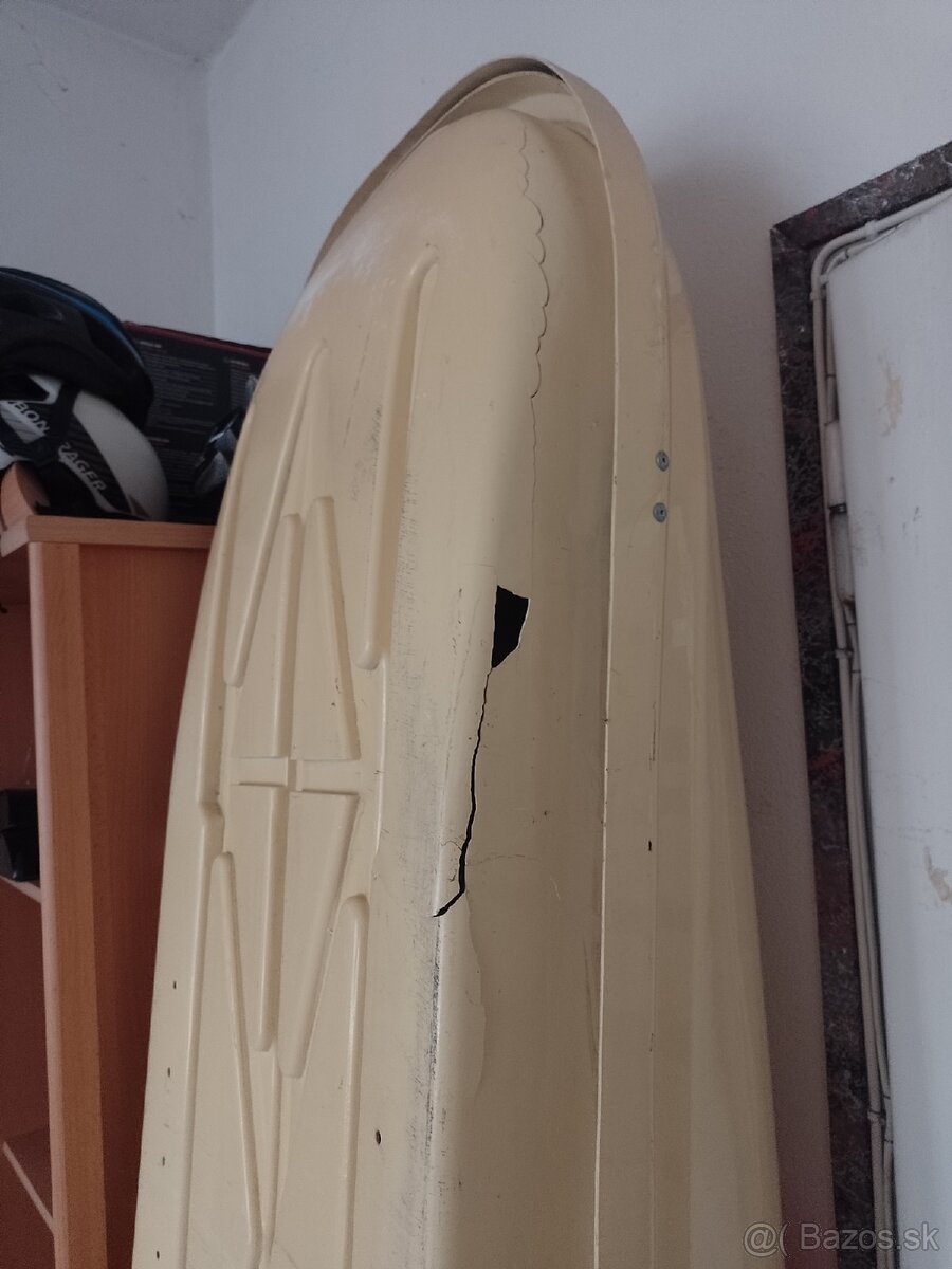 Strešný box na lyže 🎿 - 3