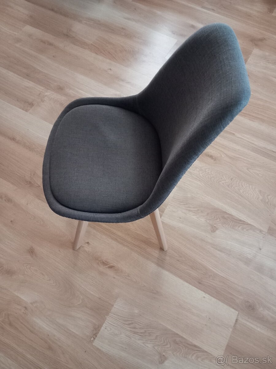 Čalúnená jedálenská stolička - 3