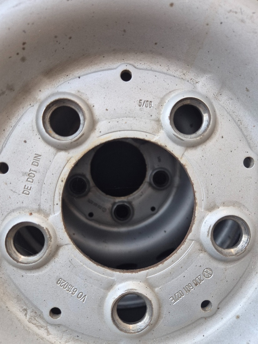 disk VW 2D0601027E - 3