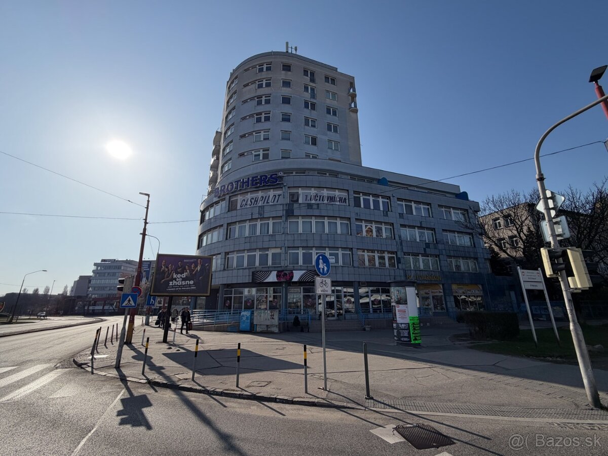 Garažové státie Tomašiková - Trnavská cesta - 3