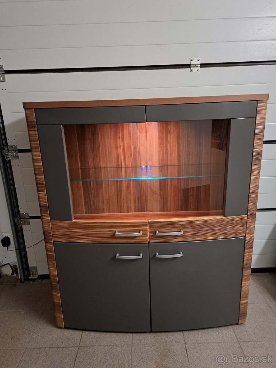 Moderný príborník, vitrína - 3