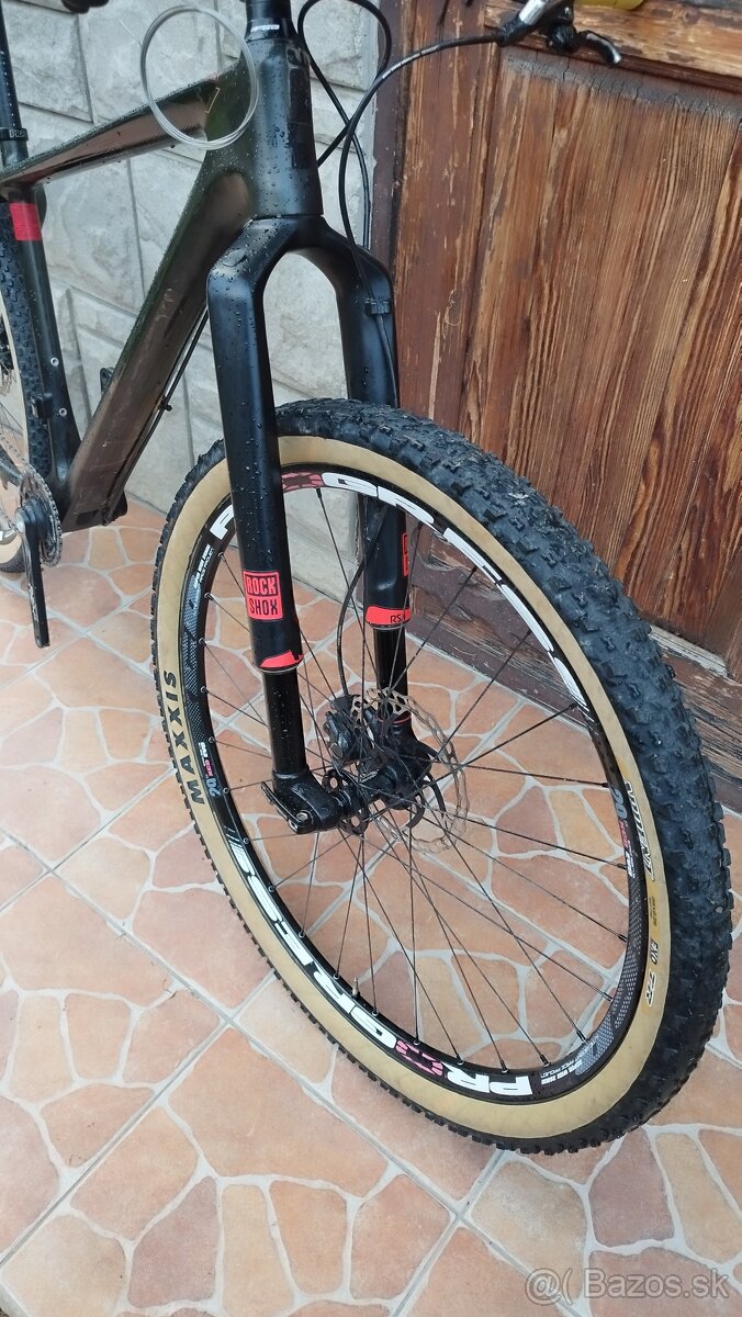 Predám horský bicykel CUBE - 3