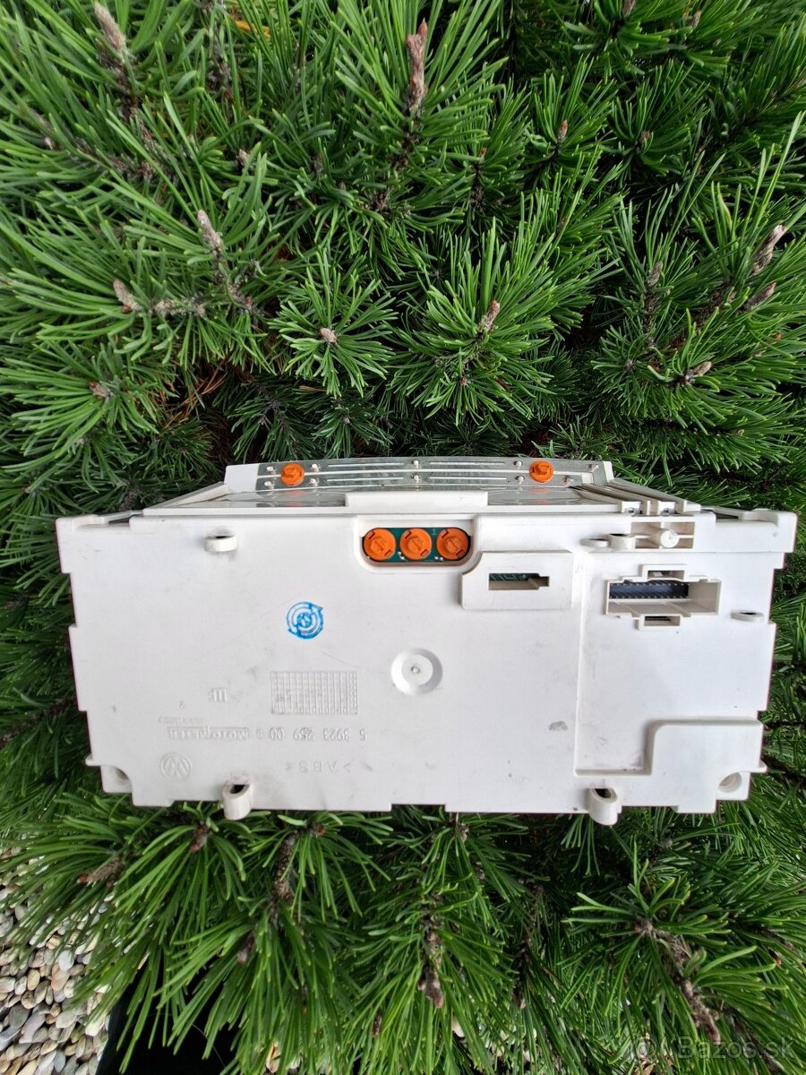 Predám budíky vw golf mk3. - 3