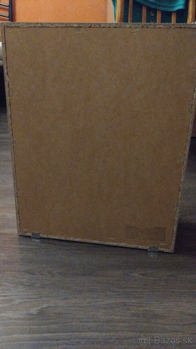 Lekárnička s poličkami - 3