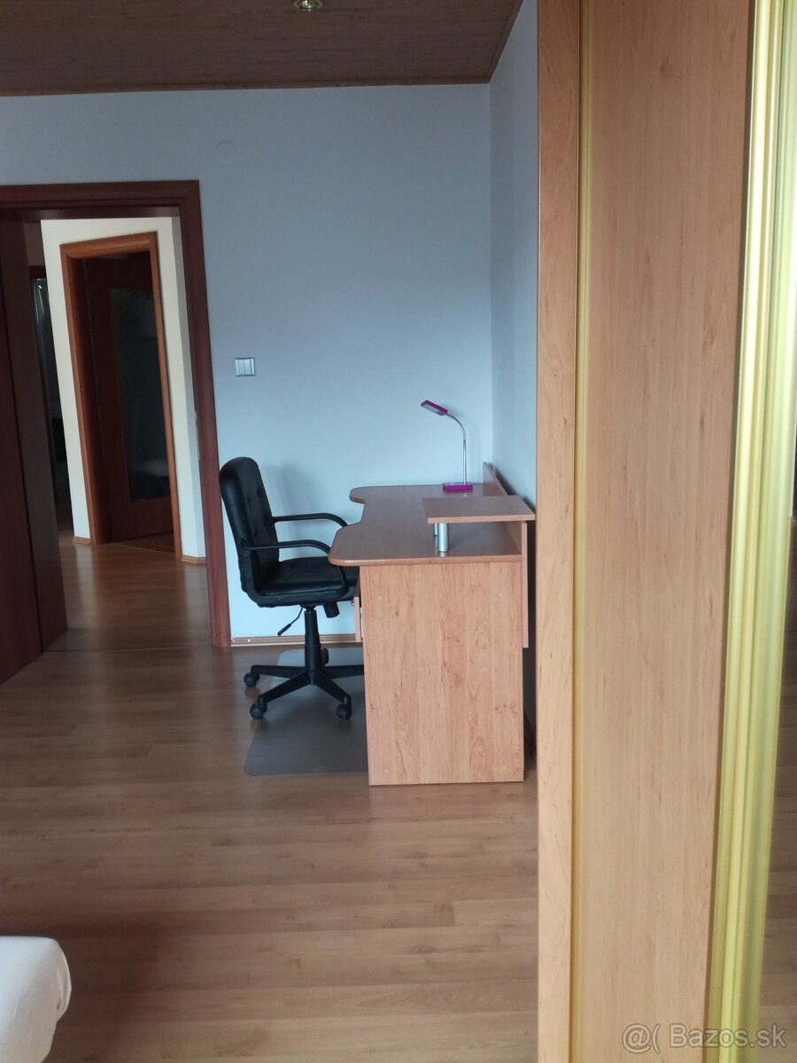 Prenajom bytu v Bratislave Ružinove - 3