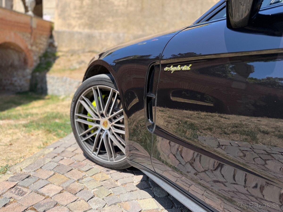 Porsche Panamera 4 E-Hybrid SK auto 2. majitel - 3