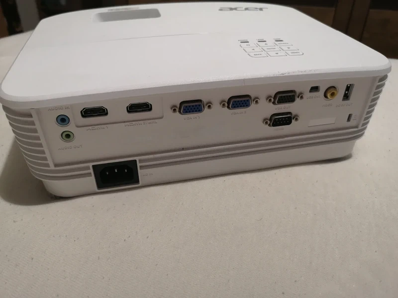 projektor ACER - 3