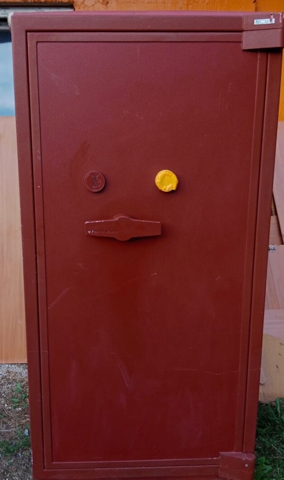 Predám pancierový bankový trezor. - 3