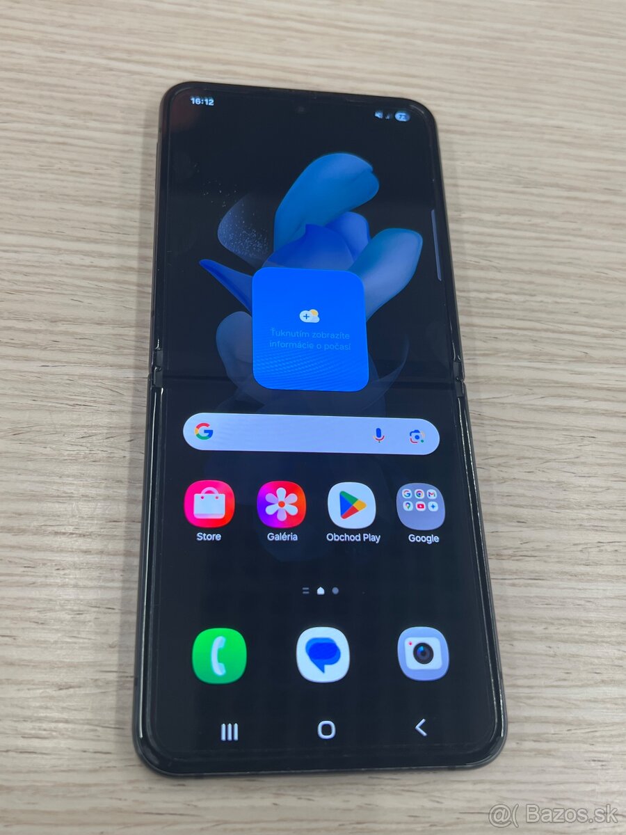 Predám Samsung Galaxy Z Flip 4 8GB Rám 128GB Black - 3