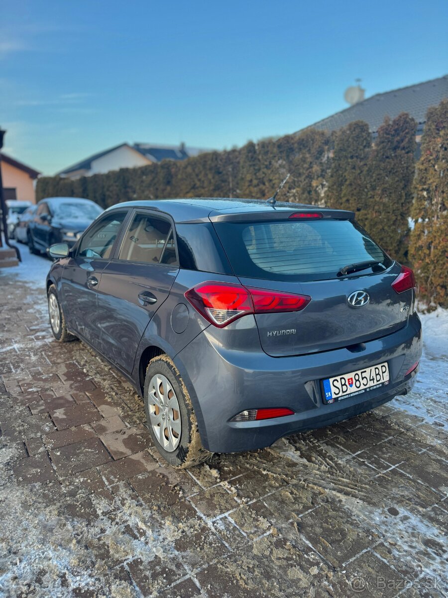 Hyundai i20 - 3