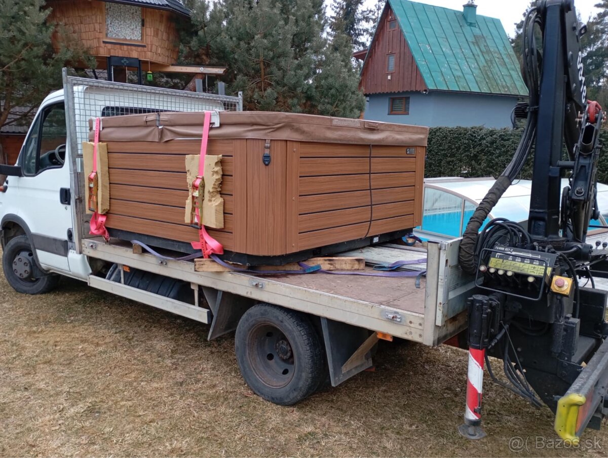 Auto s Hydraulickou rukou - 3