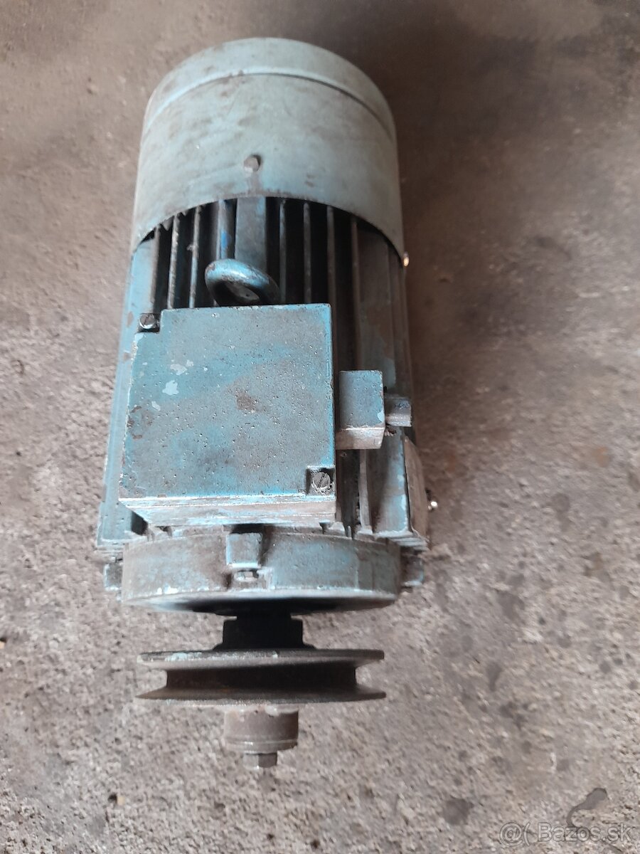 Nízko otáčkový elektromotor 2 - 3