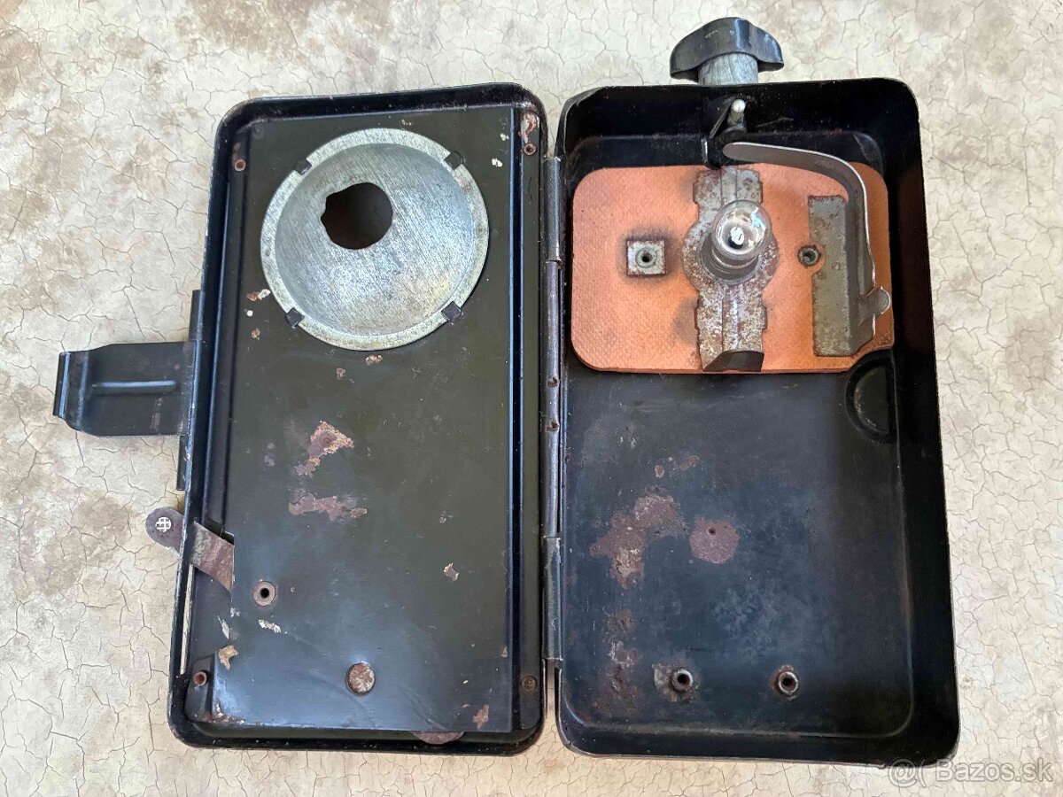 Nemecká vojenská baterka Pertrix - 3