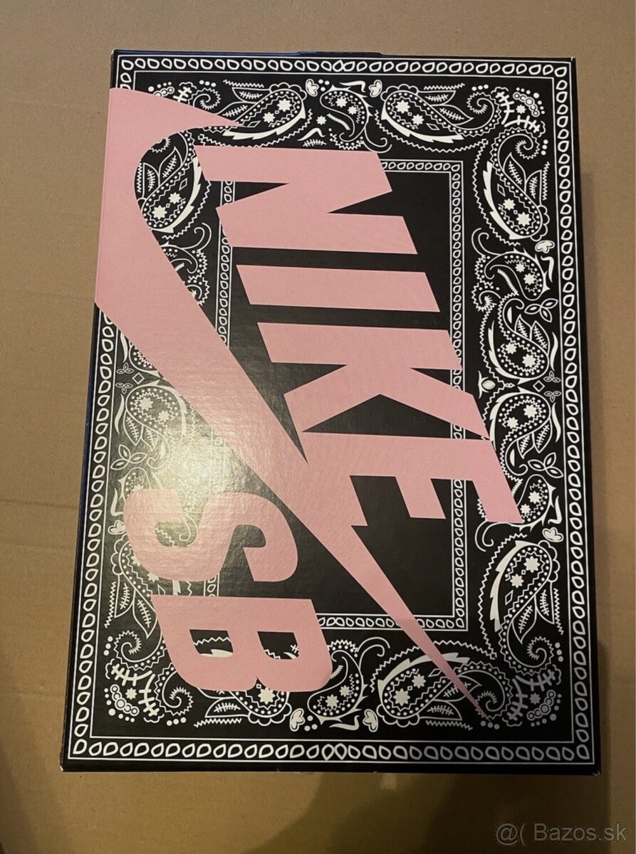 Nike dunk low Travis Scott - 3