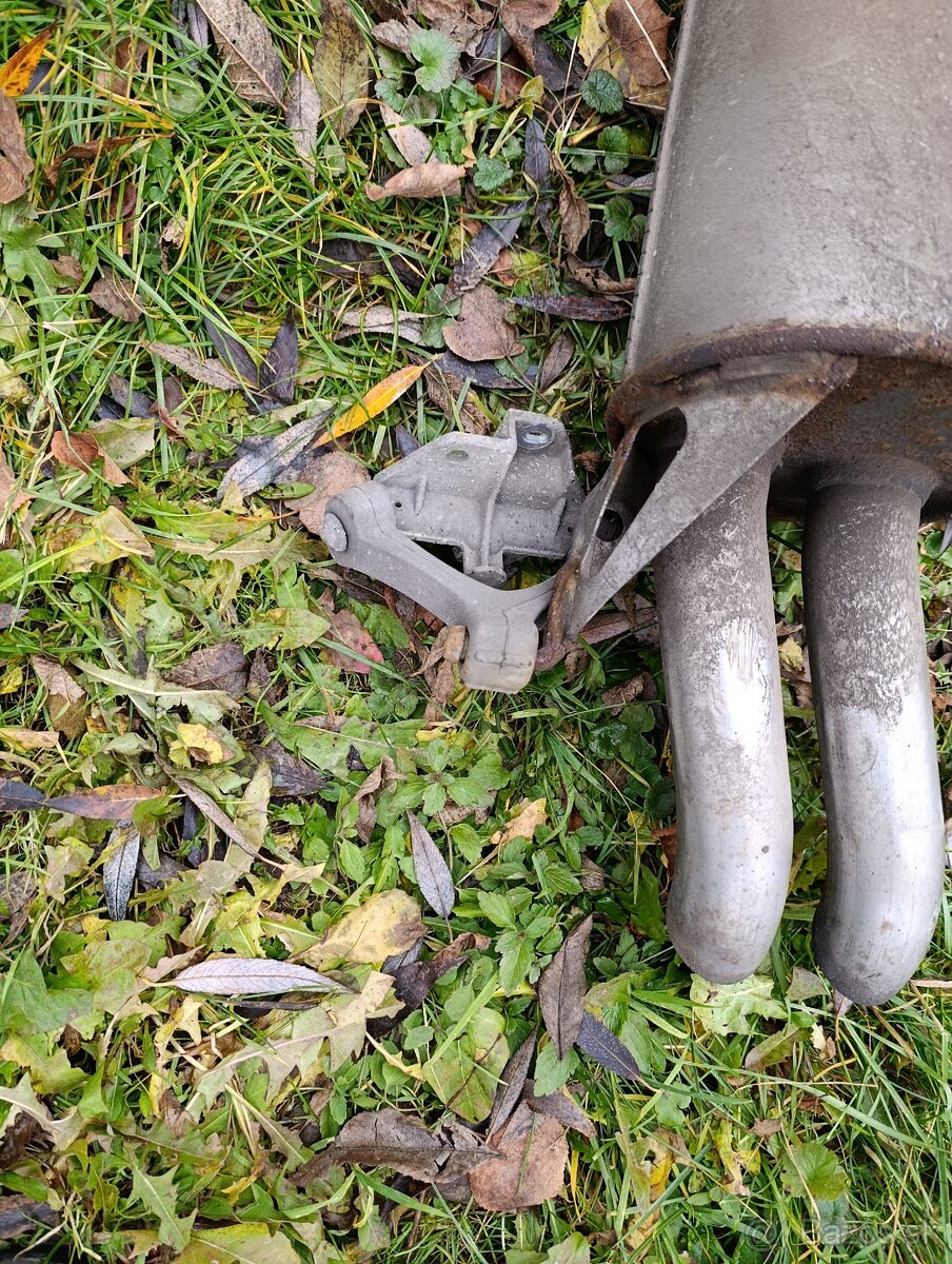 Výfuk Škoda Superb 1 - 3