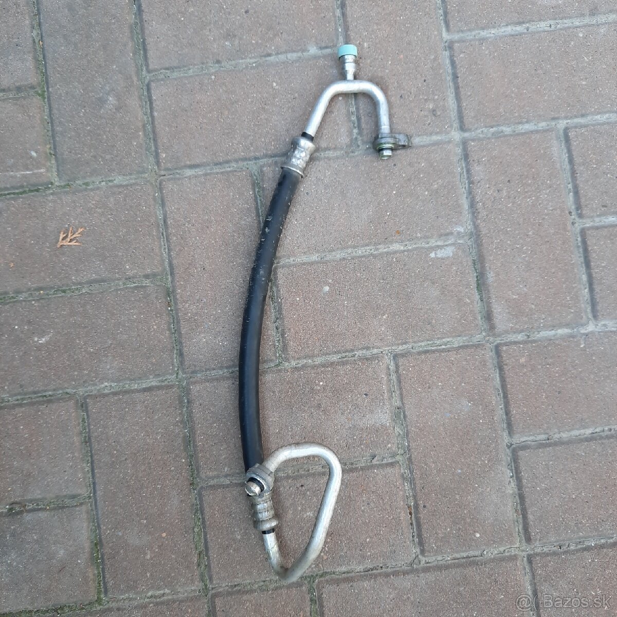 Mazda 2 hadica na klimu - 3