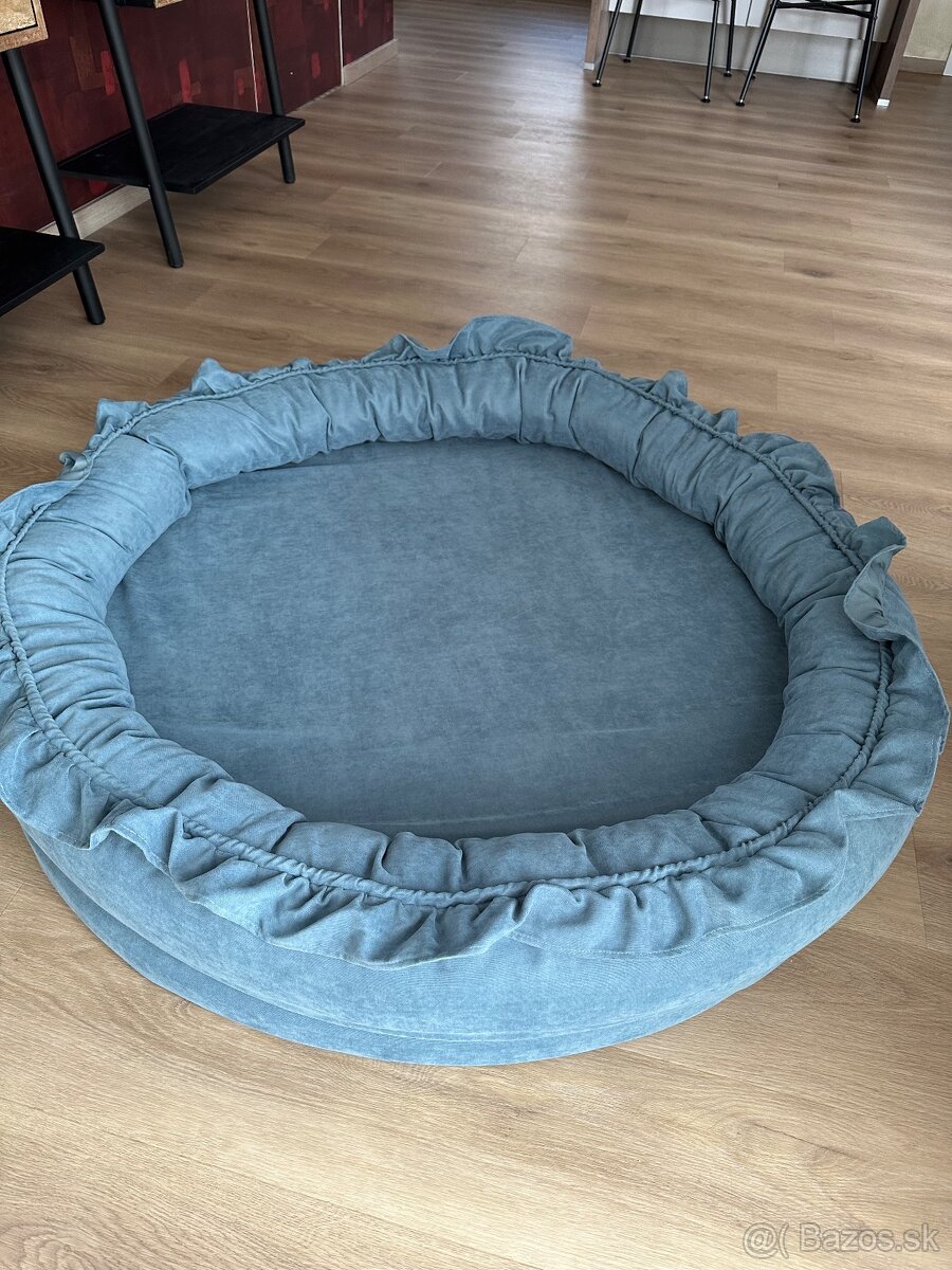 Hniezdo na hranie - 3