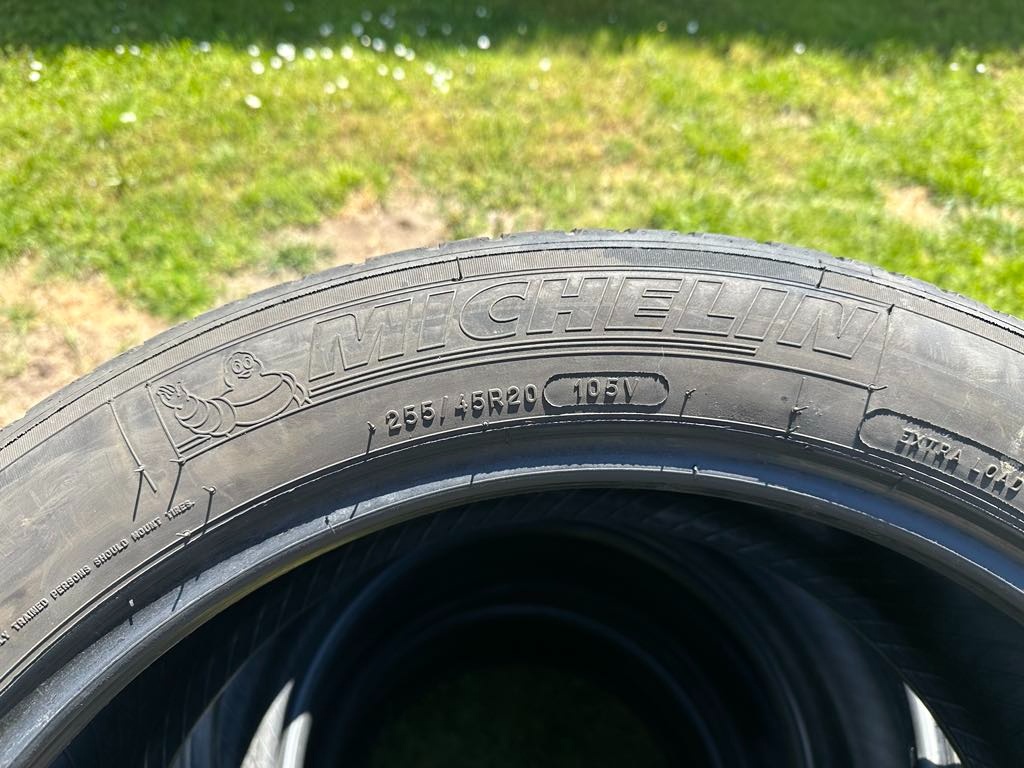 Michelin 255/45R20 - 3