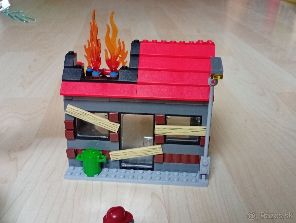 lego 60003 Hasičská pohotovost - 3