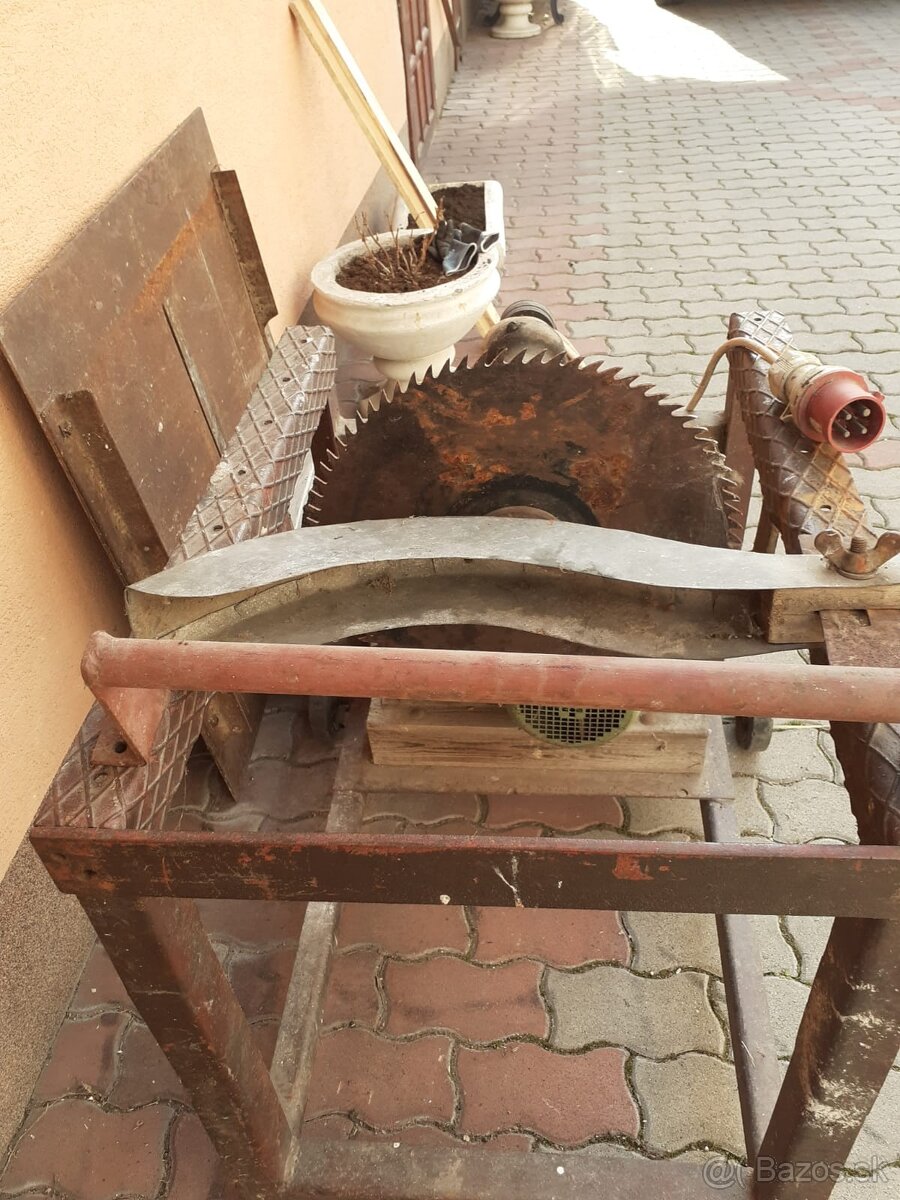 Cirkular/pila na drevo - 3