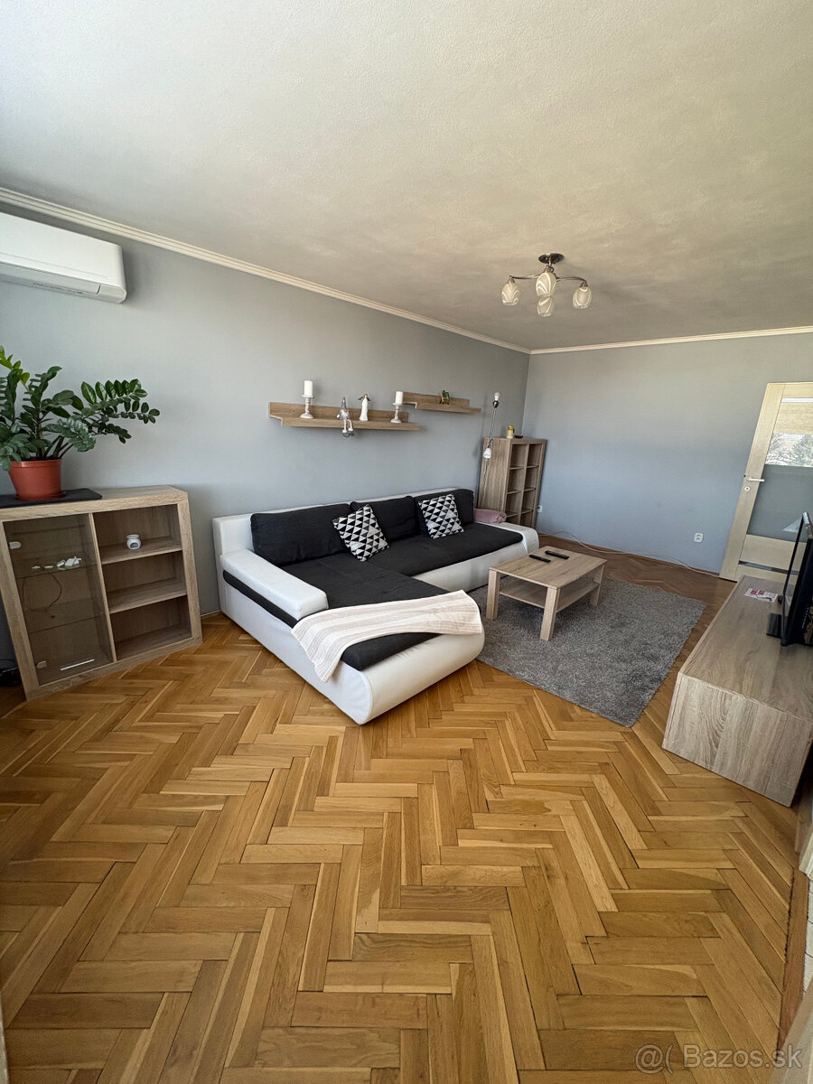 Predam 2 izbový byt - 3