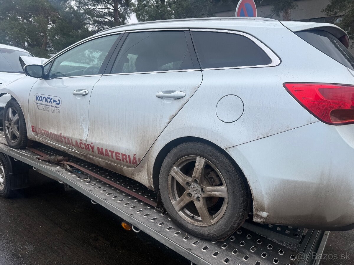 Rozpredam Kia Ceed II Combi 2012-2017 Sw 1.4 G4FA - 3