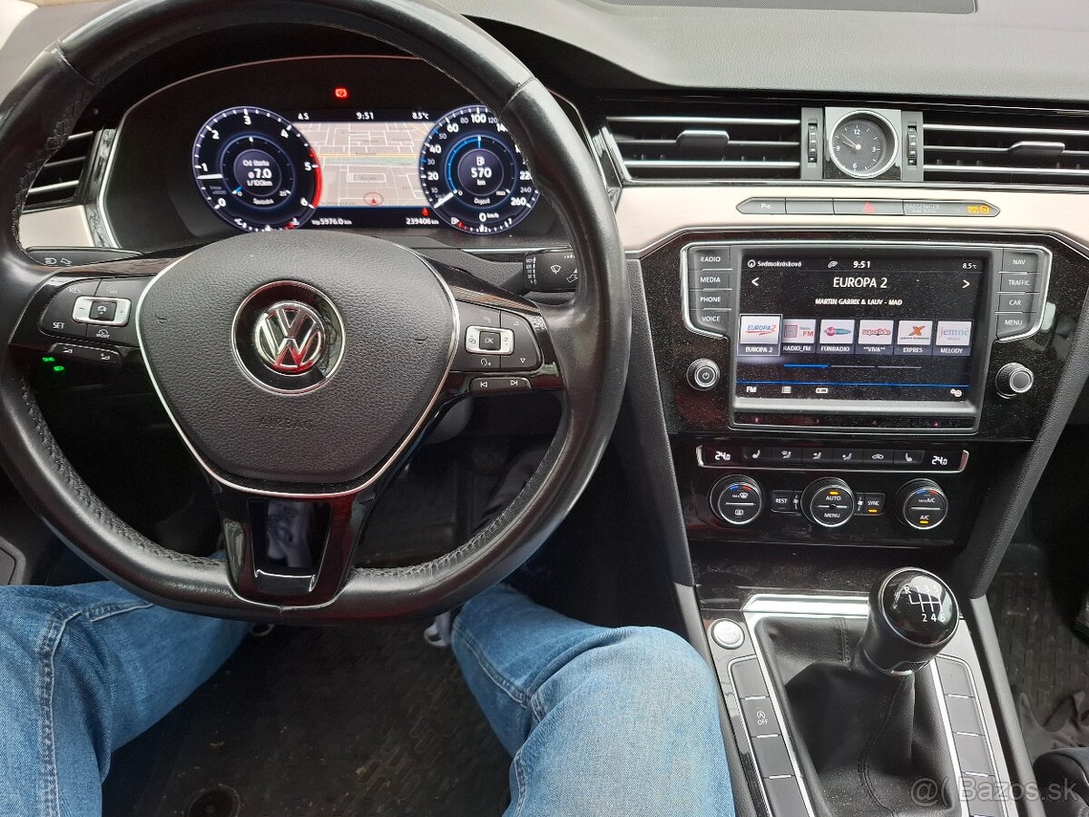 Predám Volkswagen Passat Highline 2.0 TDI 110 kW - 3