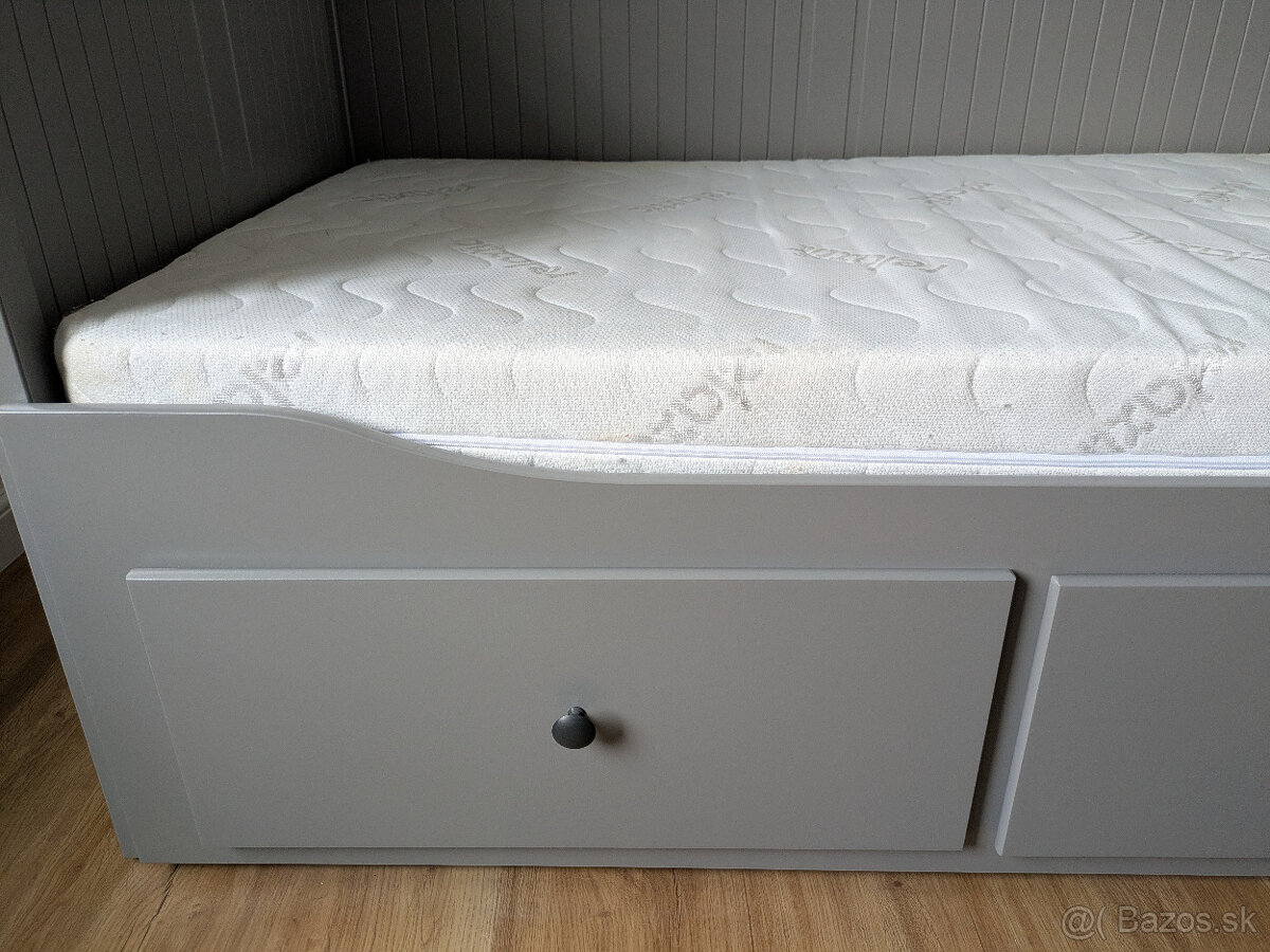 Predám IKEA Hemnes rozkladaciu posteľ - 3
