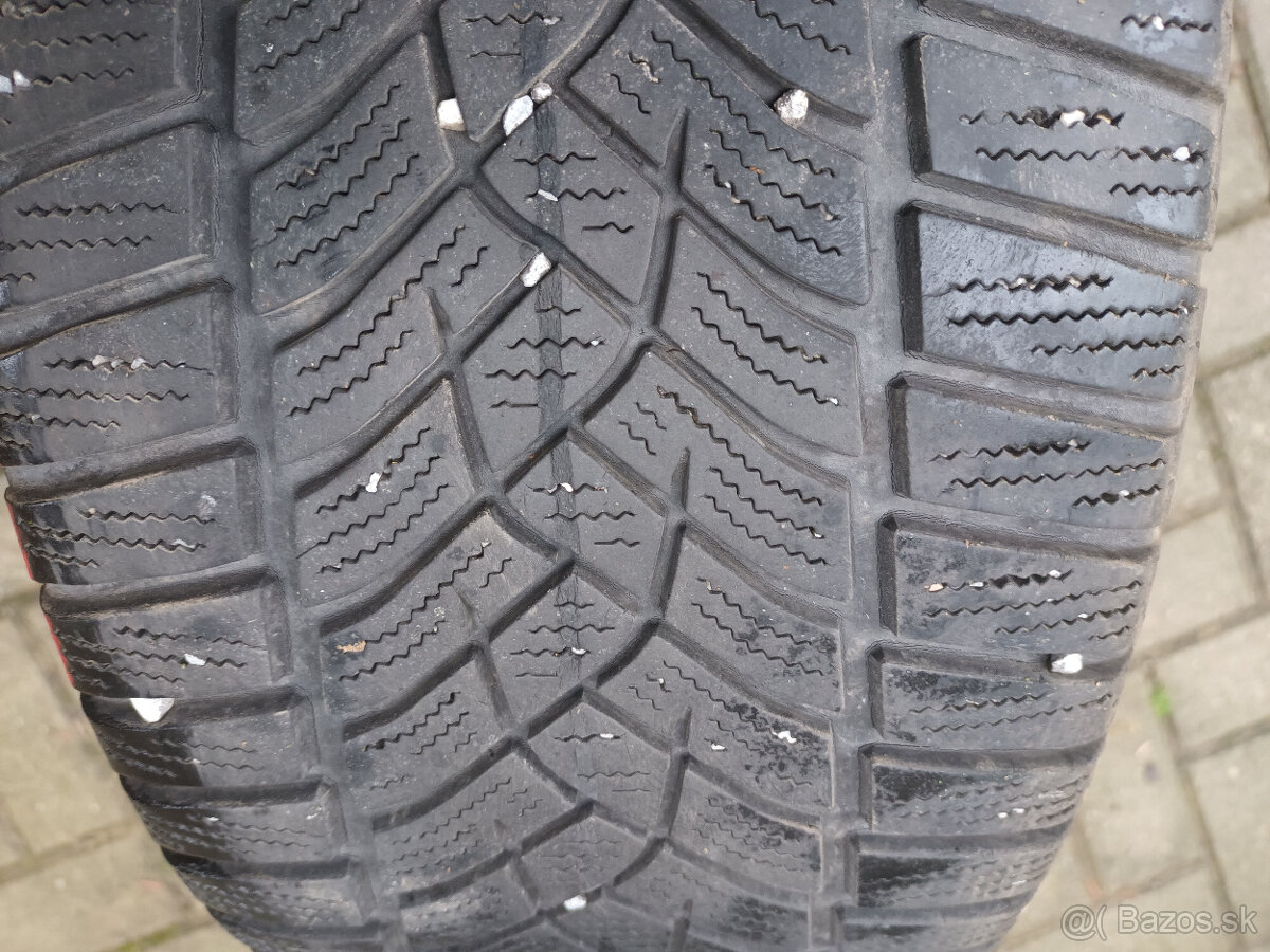 Zimné pneumatiky 215/45 R16 , Fabia - 3