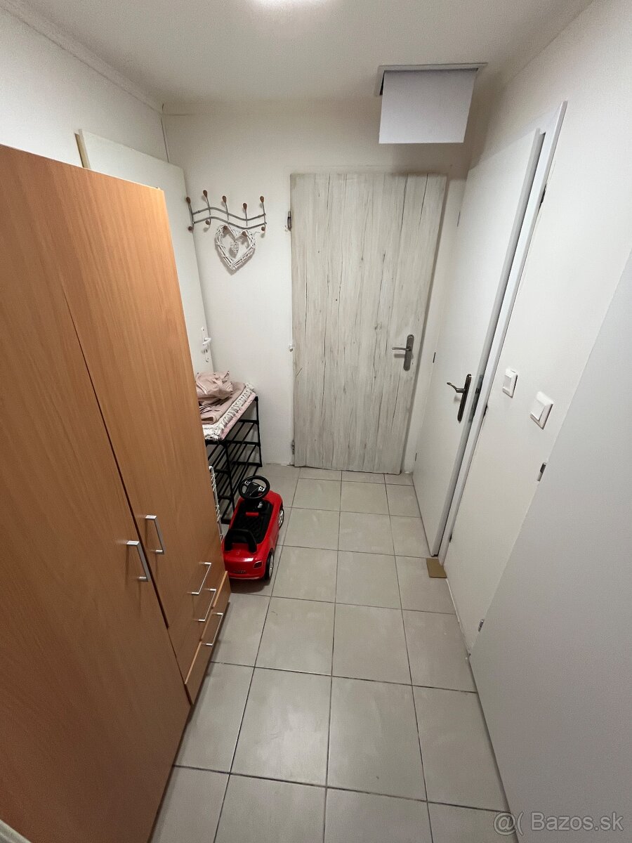 NA PREDAJ Garsónka v Žiari nad Hronom - 3