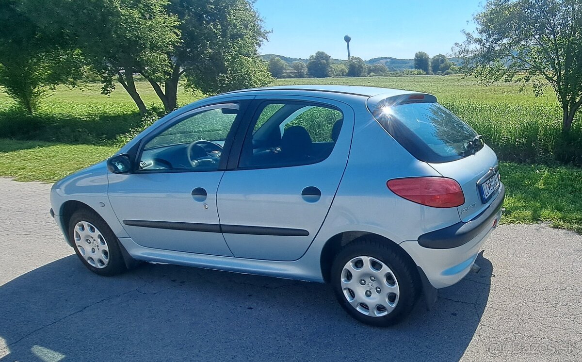 Peugeot 206 - 3