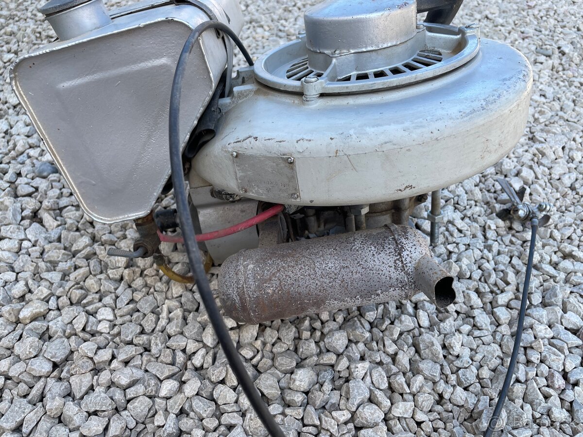 Predám funkčný 2t motor s temenicou - 3