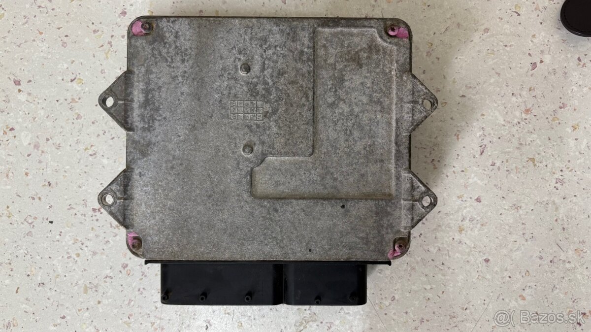 MJD6O2.AA HW04H 3305-AA63 - 3