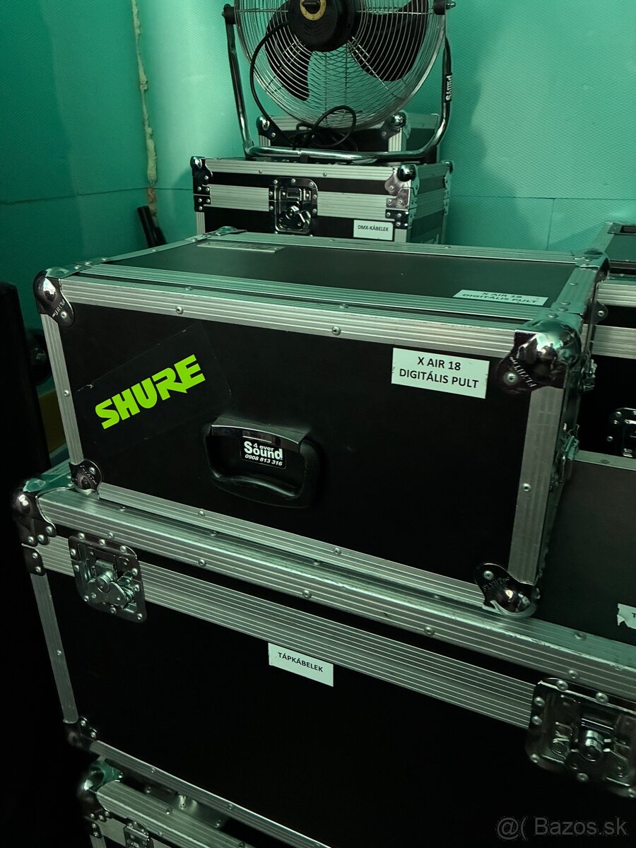 Behringer X-Air18 - 3