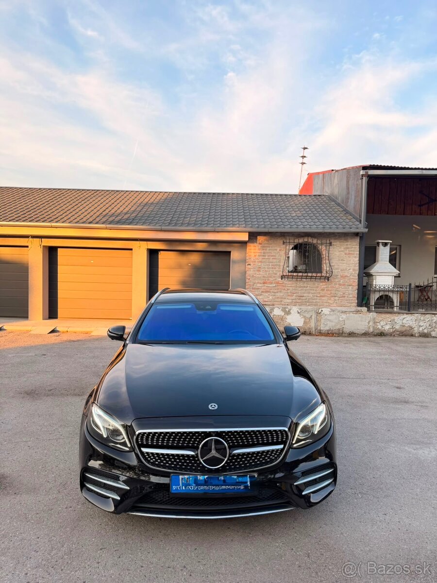 Mercedes Benz E220 CDi AMG - 3