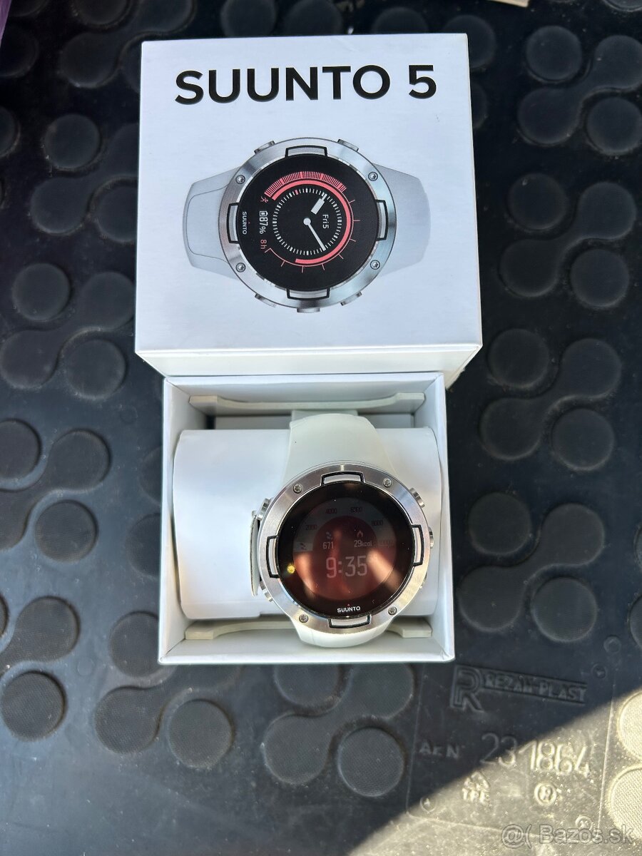 Predám Smart hodinky Suunto 5. - 3