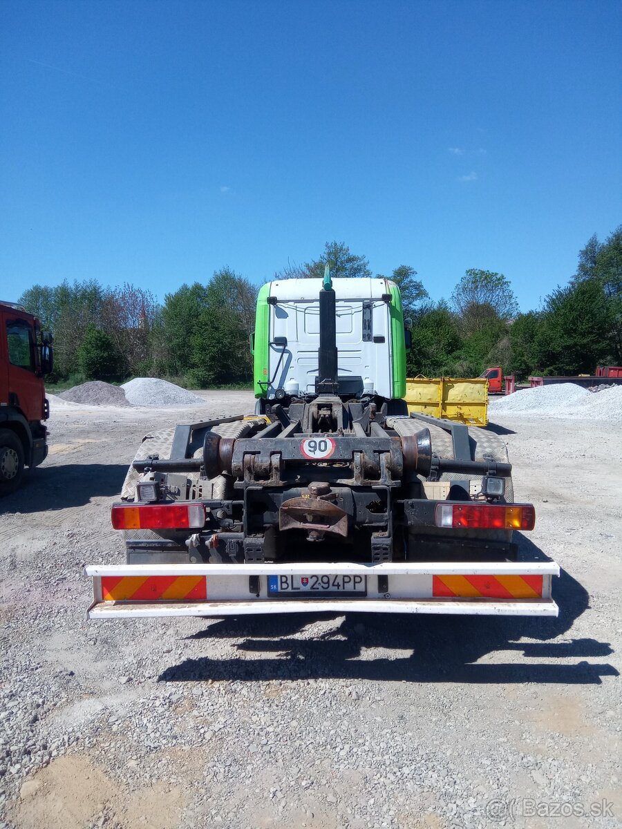 Scania V8 hakový nosič kontajnerov - 3