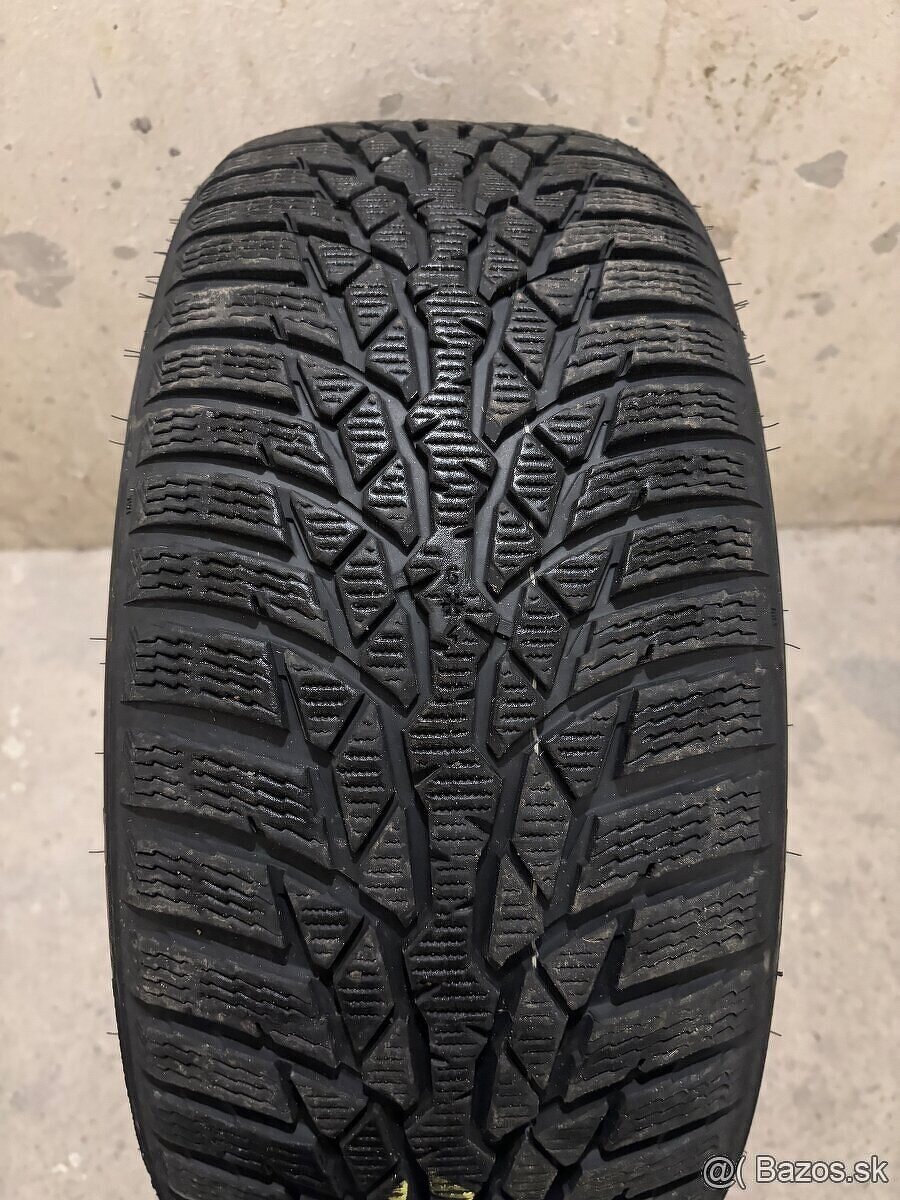 225/40 r18 Nokian - 3