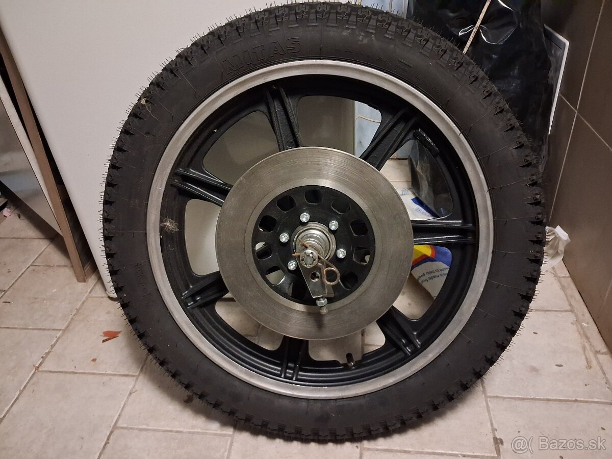 Yamaha XS 360 - 3