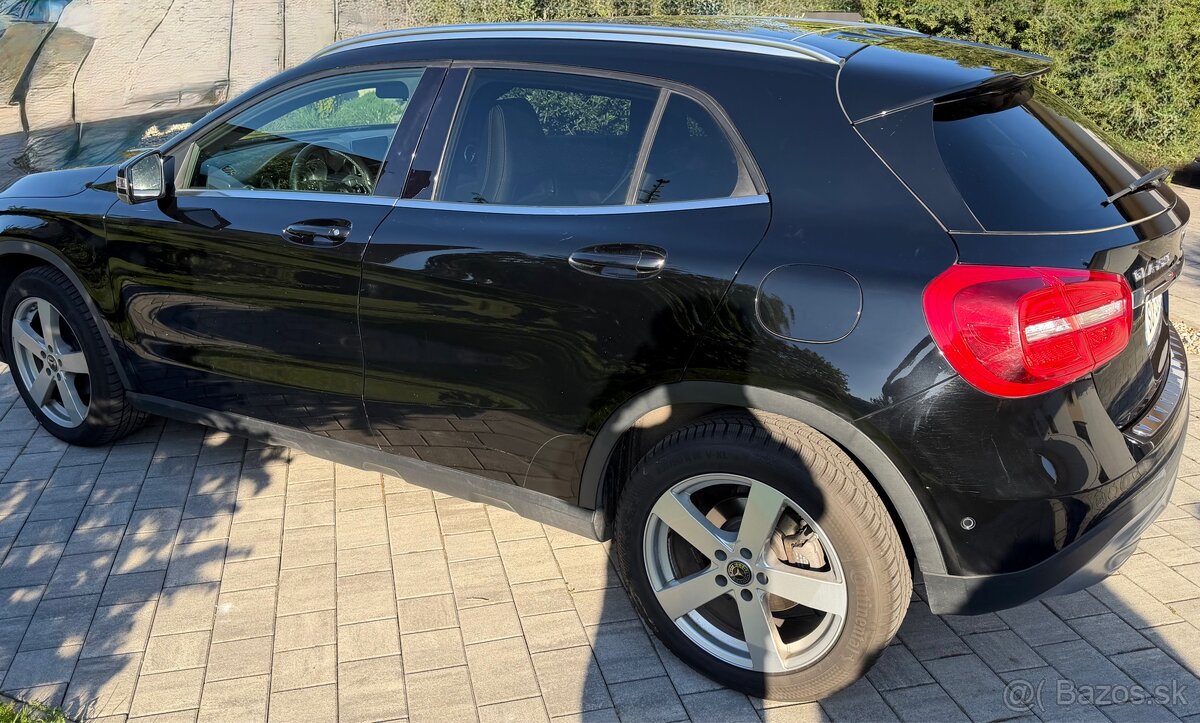 Mercedes-Benz GLA 220 CDI 4MATIC - 3