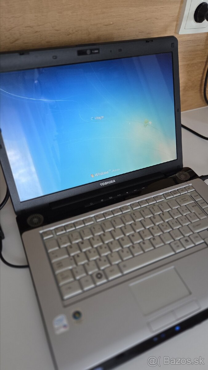 Toshiba Satellite A200 - 1M6 - 3