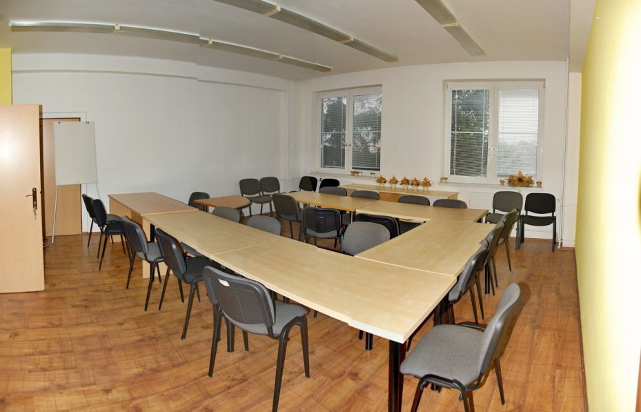 Administratívne priestory, Trenčín – Za mostami - 3