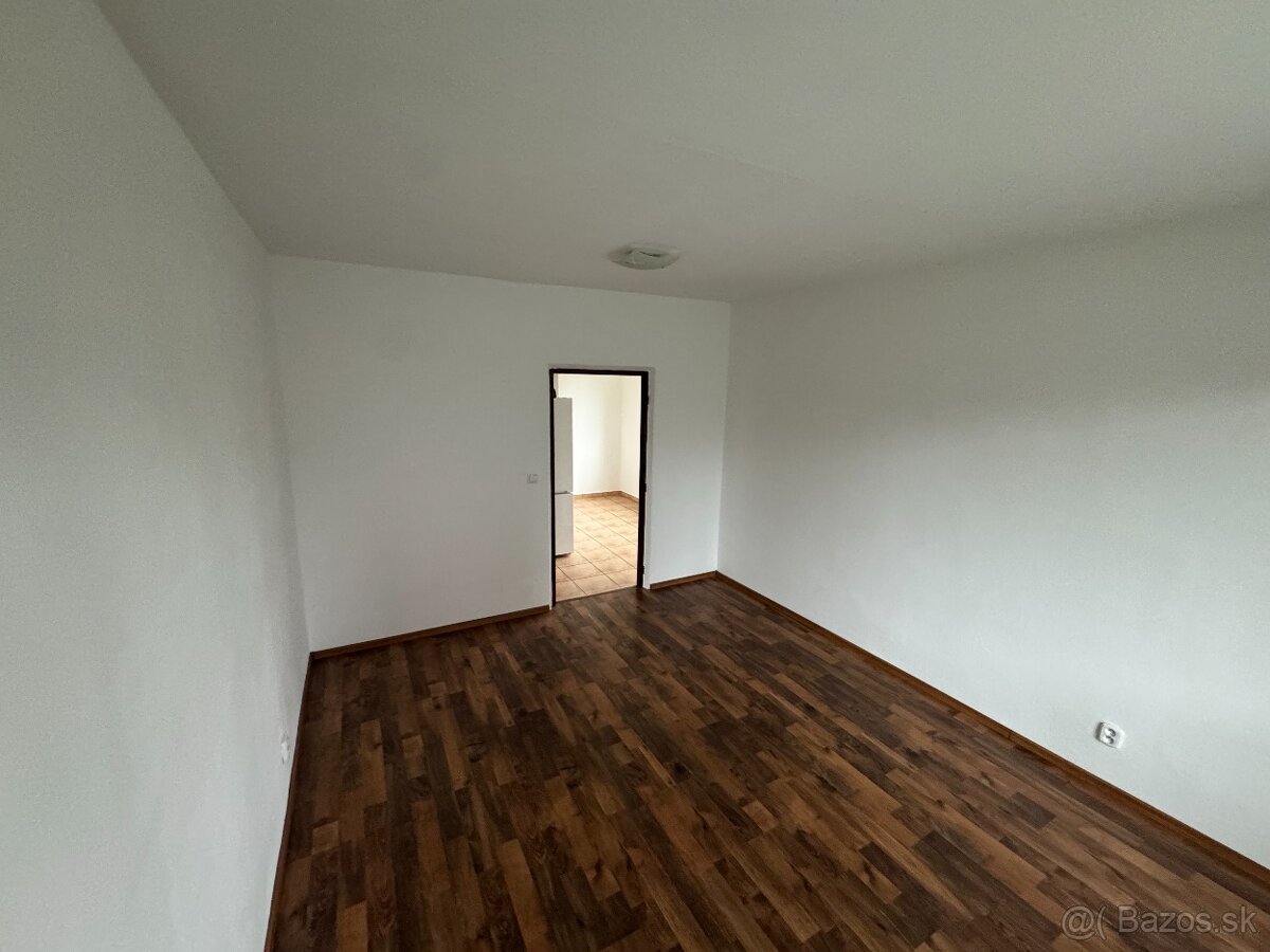 Predam 2-izbovy byt - 3