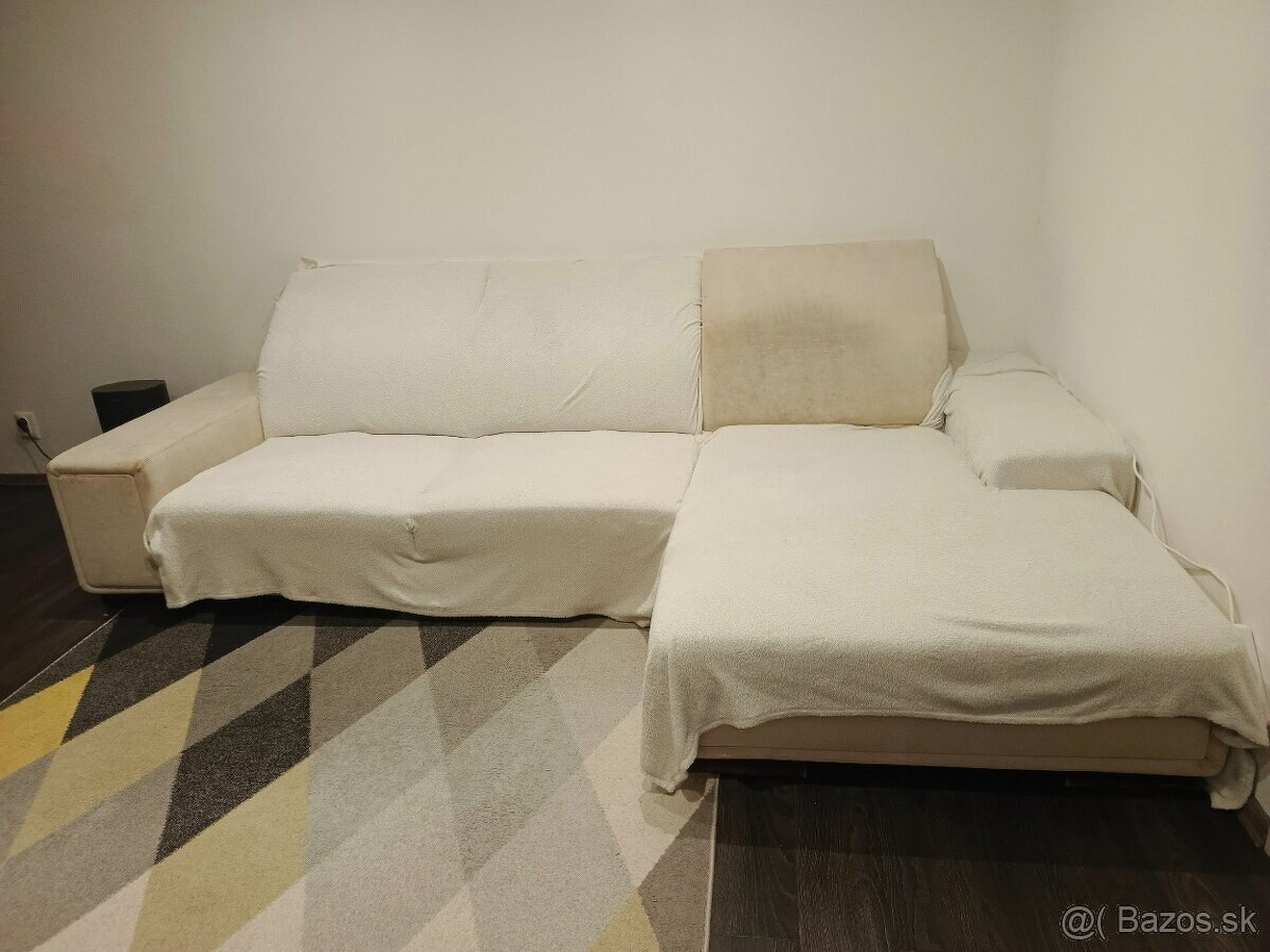 Béžová sedačka - 3